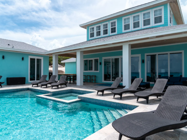 Luxurious Oceanfront Villa in Exuma - Perfect Island Retreat